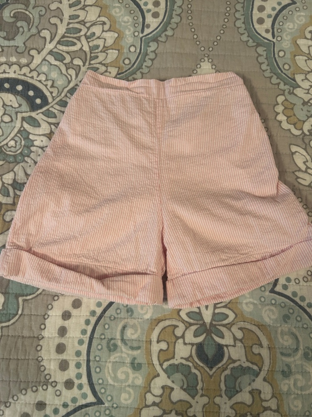 Pennymeade Girls' Light Pink Seersucker Cuffed Shorts
